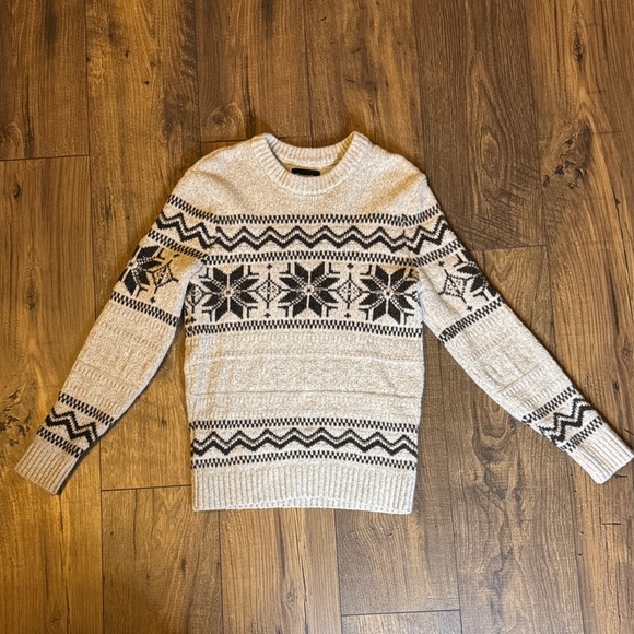 Abercrombie & Fitch Women’s or Mens Grey and Black Patterned Sweater - Picture 1 of 3